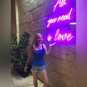 Meet your Posher, Sam